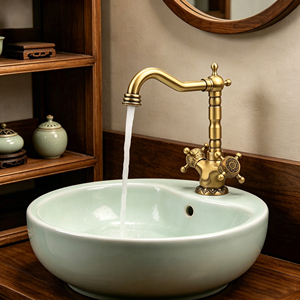 European-style Classic Antique Brass Dual Handle Cold and Hot Basin Faucet with Ceramic Valve Core for Bathroom Countertop Sink