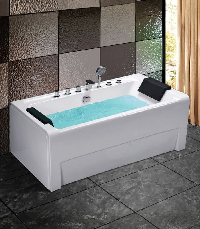 Colston Pole WX Whirlpool Bathtub